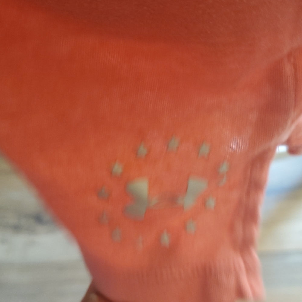 Under Armour Women's Peach Tank Top - Picture 5 of 10